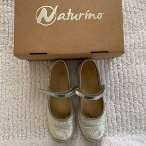 Naturino Catania Vitelli Silver Mary Janes